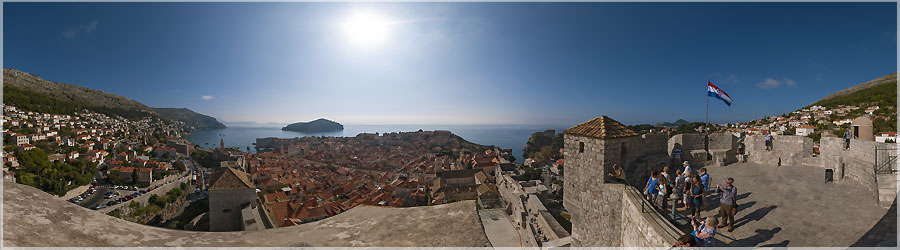Dubrovnik : au sommet de la tour de garde Commentaire en cours de rdaction ! www.360x180.fr Selme Matthieu