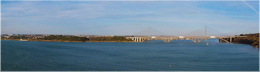 Pont Albert Louppe et rade de Brest Panorama arien du pont Albert Louppe  Brest. www.360x180.fr Selme Matthieu